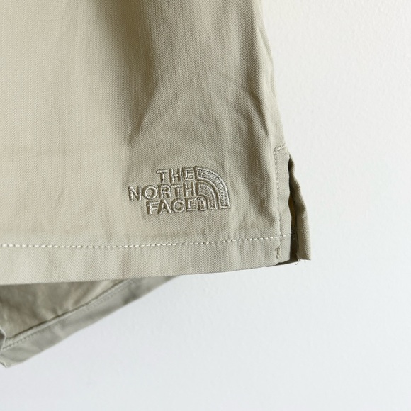 THE NORTH FACE Aphrodite Motion Performance Shorts - Picture 4 of 6